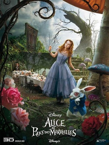 Alice au pays des merveilles (Tim Burton, 2010) Alice au pays des merveilles (Tim Burton, 2010)