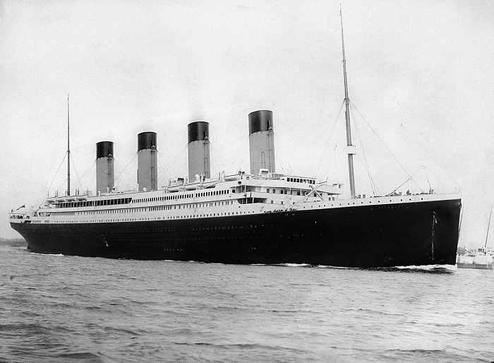 Le Titanic à Southampton le 10 avril 1912 | Par Francis Godolphin Osbourne Stuart — http://www.uwants.com/viewthread.php?tid=3817223&extra=page%3D1, Domaine public, https://commons.wikimedia.org/w/index.php?curid=2990792