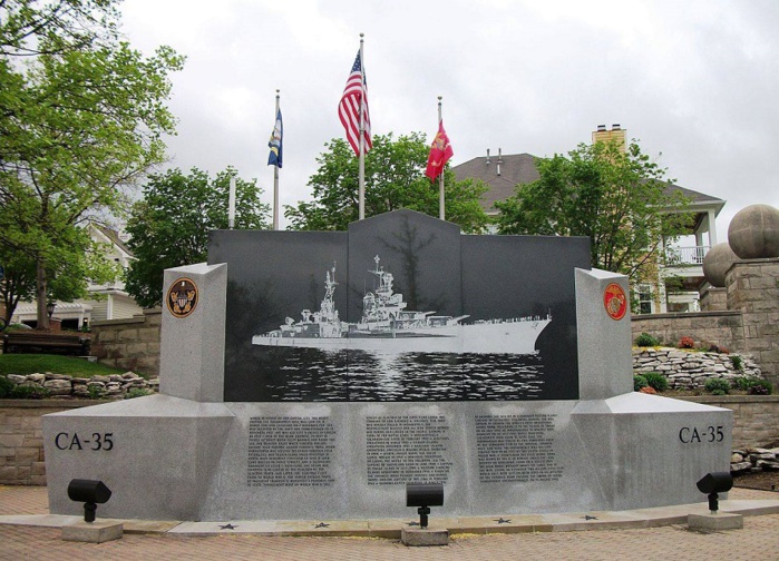 Mémorial de l'USS Indianapolis à Indianapolis