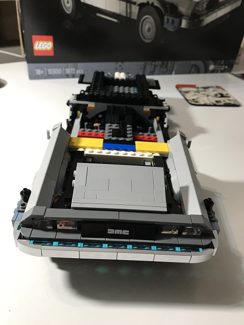 Copyright @ 2023 Koyolite Tseila, DeLorean DMC-12 LEGO 10300, collection privée