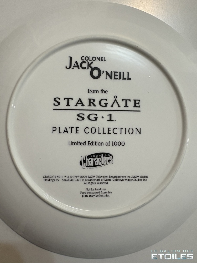 Le dessous de mon assiette Jack O'Neill | Photo © Koyolite Tseila, collection privée Le dessous de mon assiette Jack O'Neill | Photo © Koyolite Tseila, collection privée