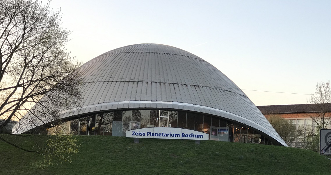 Copyright @ 2019 Koyolite Tseila | Planetarium Bochum, photo personnelle
