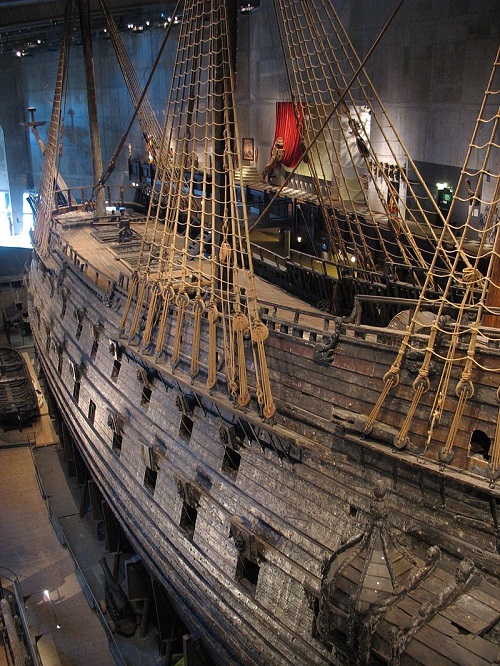 Un flanc du Vasa | Par Peter Isotalo — Travail personnel, Domaine public, https://commons.wikimedia.org/w/index.php?curid=2323052