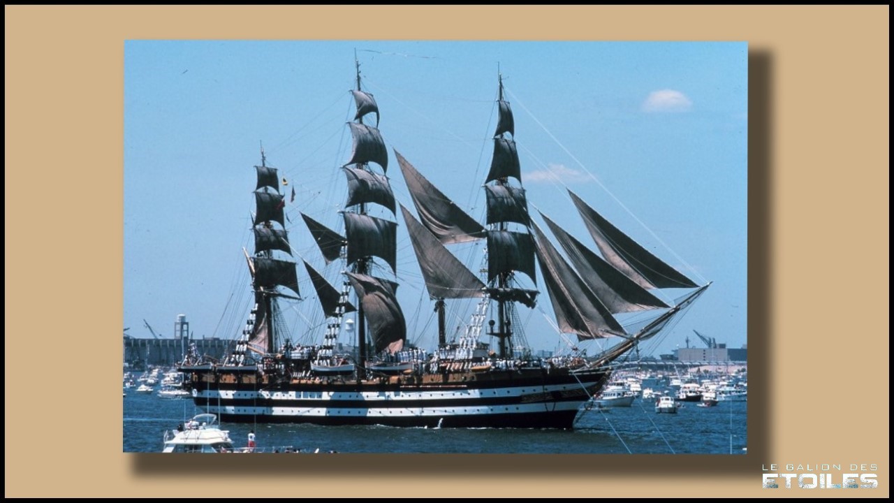 Voilier Amerigo Vespucci (1976) | Par Harley D. Nygren — NOAA&#039;s America&#039;s Coastlines Collection, Image ID: corp2248 ([1]), Domaine public, https://commons.wikimedia.org/w/index.php?curid=735566