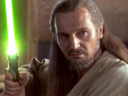 Liam Neeson as Qui-Gon Jinn in The Phantom Menace | By Lucasfilm - Promotional still of Star Wars Episode I: The Phantom Menace., Fair use, https://en.wikipedia.org/w/index.php?curid=37730856