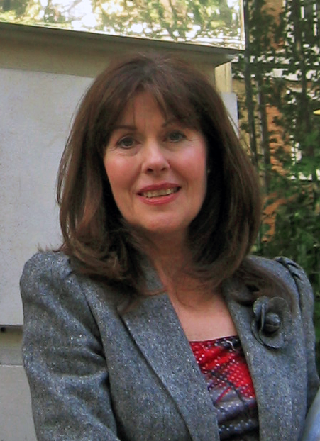 Elisabeth Sladen, 2003 | Par Elisabeth_Sladen.jpg: Danaceaderivative work: Tsange (talk) — Elisabeth_Sladen.jpg, CC BY 2.0, https://commons.wikimedia.org/w/index.php?curid=9198621